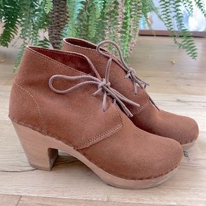 No6 Suede Booties
